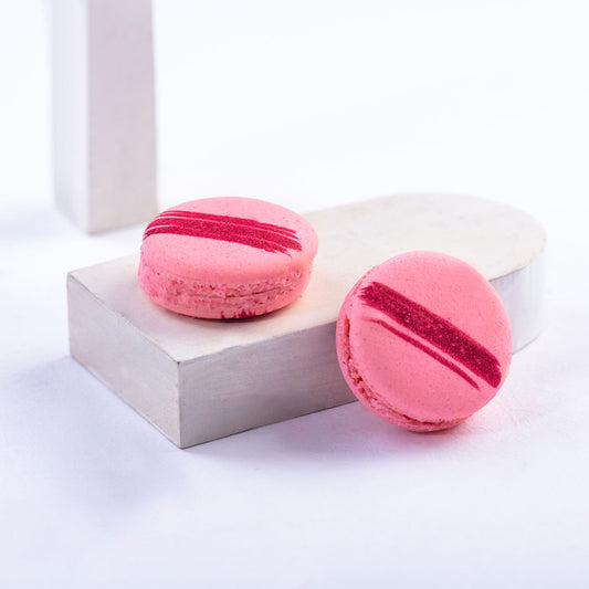 Raspberry Macaroon